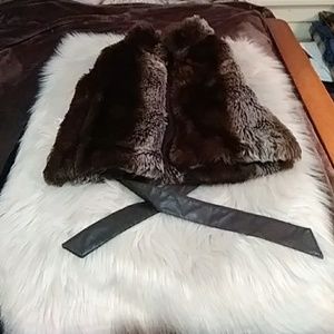 This epic threads extra large faux fur. VES